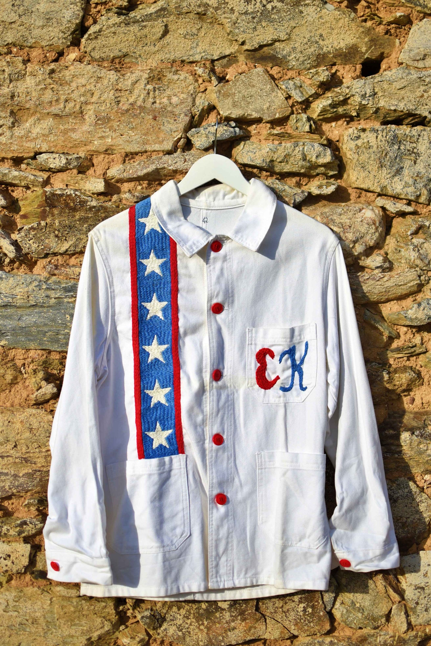 Jacket white workwear from the 50's Evel Knievel  hand embroidered chainstitch/veste ouvrière brodée main point de chaînette