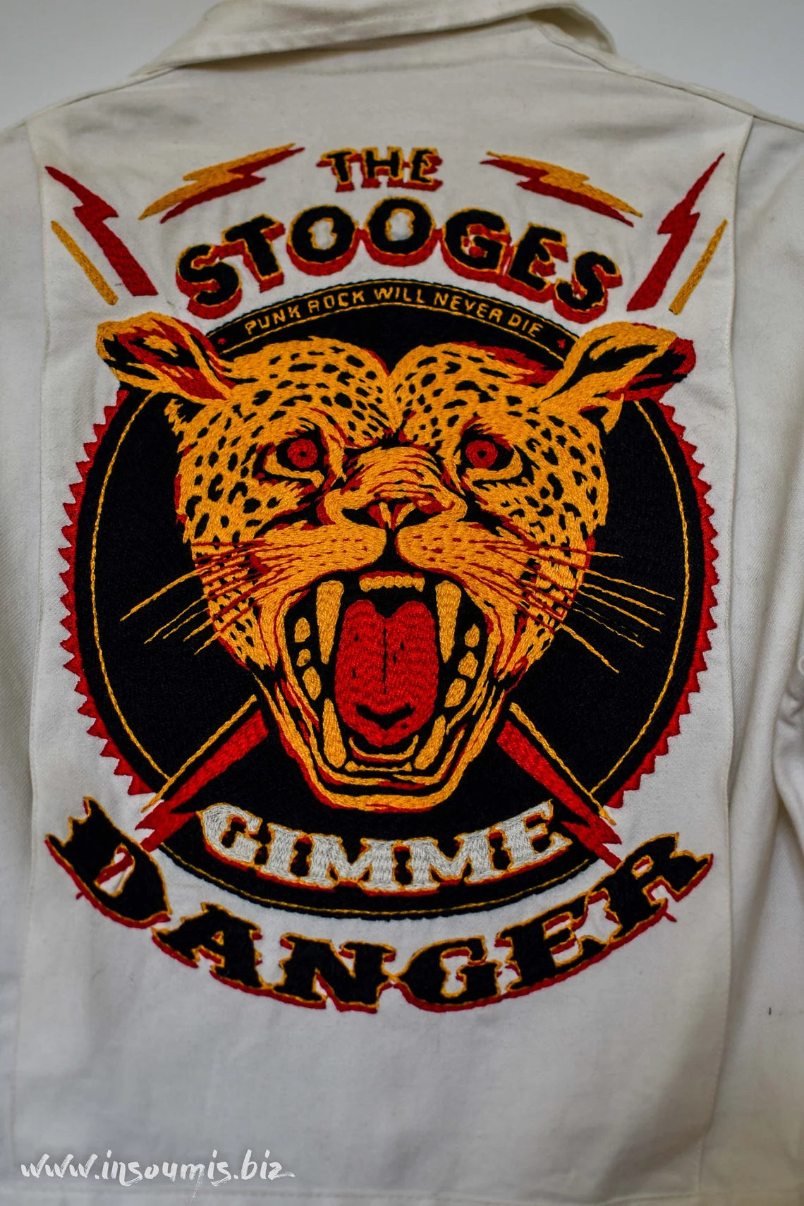 White coverall hand embroidery chainstitch The Stooges/ combinaison blanche brodée points de chaînette
