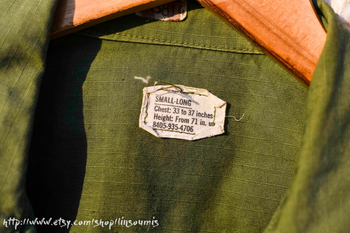 Rare Vintage Para utility shirt 3th patern with patch Vietnam Era